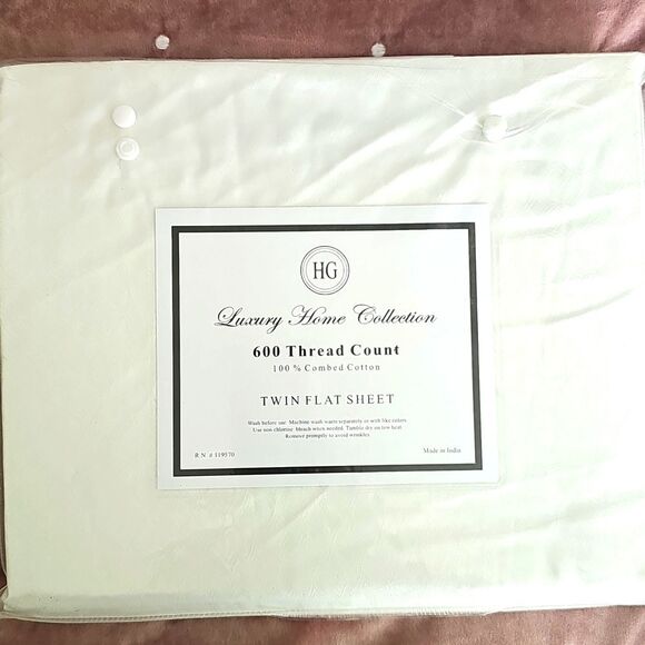 NWT Hotel Gramercy 600 Thread Count Flat Sheet, White, Size TWIN - Picture 1 of 4
